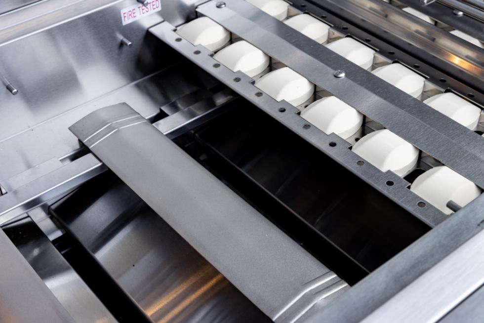 Summerset Grills 40" Sizzler PRO Grill - Natural Gas